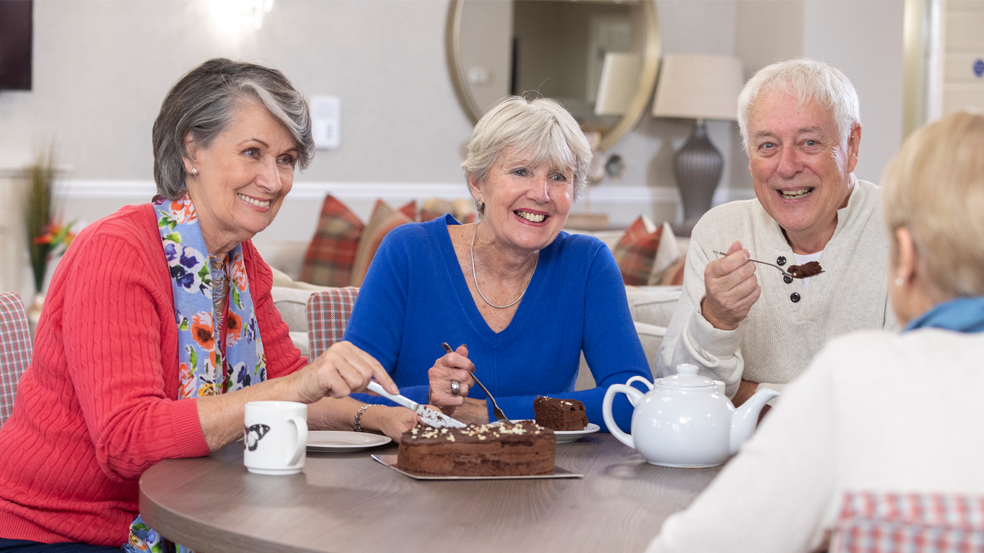 Pop In And Meet The Owners For Coffee And Cake At Riverain Lodge