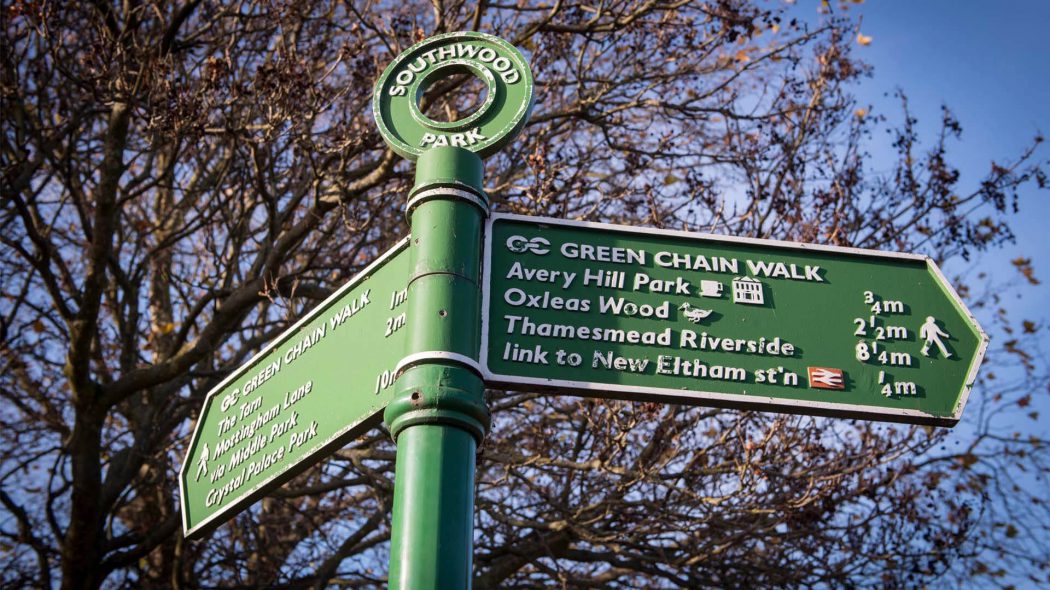 Eltham local area street sign